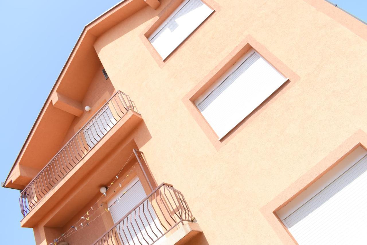 Apartments Holiday Vranje Exteriér fotografie
